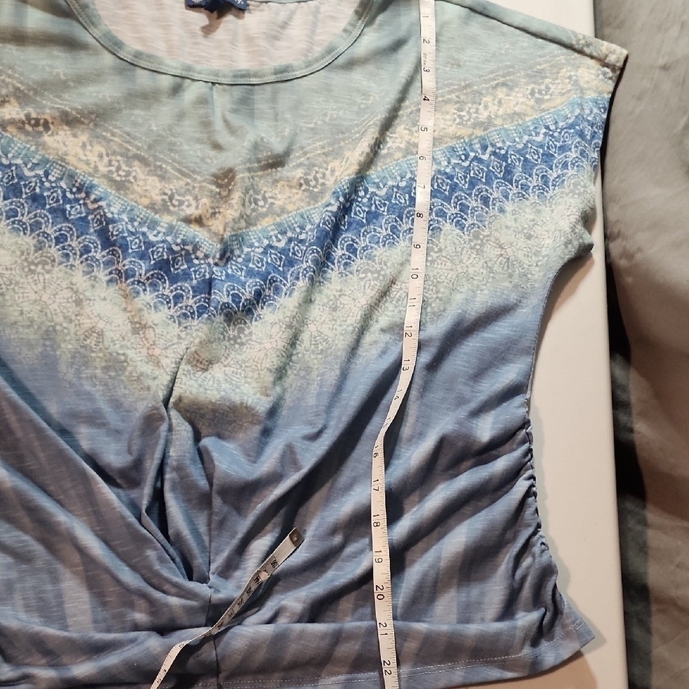 Democracy Blue and White Short Sleeve T-Shirt - Picture 4 of 8